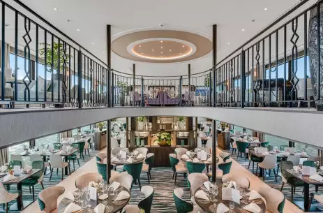 MS Riviera Radiance main restaurant